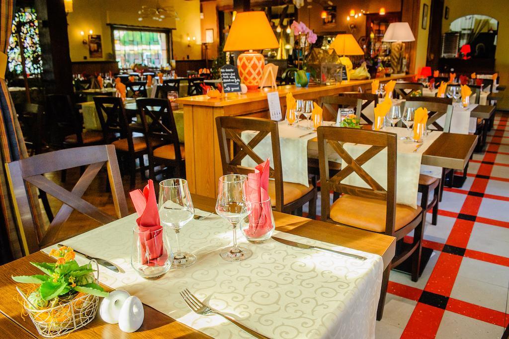 Hotel Restaurant La Couronne Roppenheim Kültér fotó
